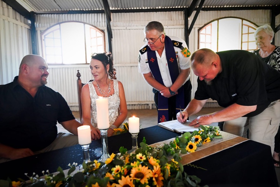 Wedding ceremony by Dr. Gerrit Rademeyer in Malmesbury